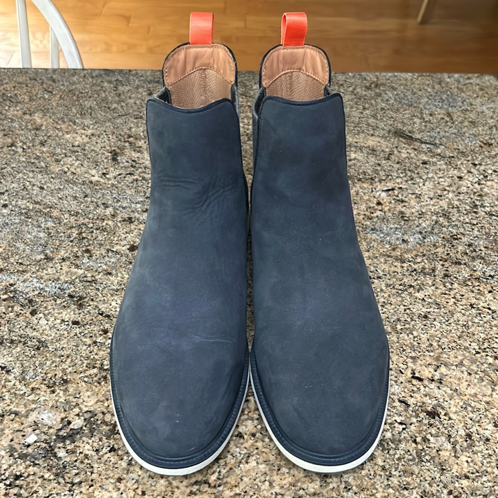 Men’s Swims blue suede Chelsea boot